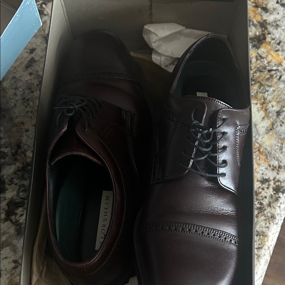 Florsheim Brown Leather Oxfords Timeless Elegance